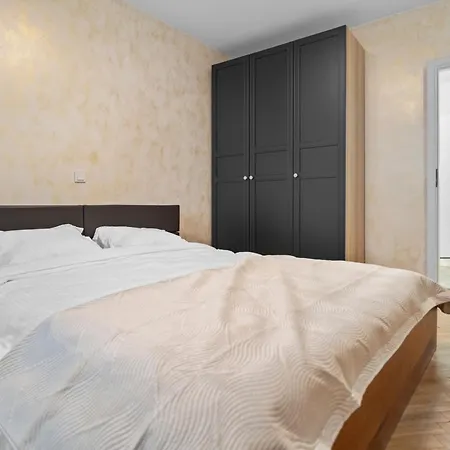 Appartement New Luxurious With Park View *