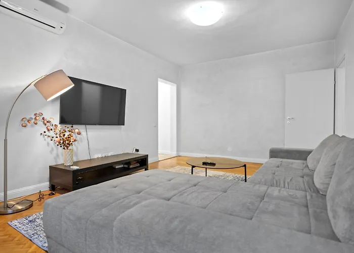 Appartement New Luxurious With Park View *