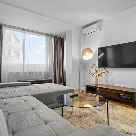 아파트 New Luxurious With Park View