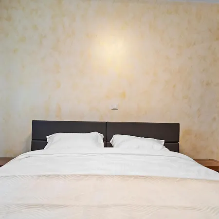 Daire New Luxurious With Park View