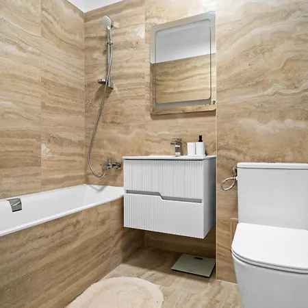 Apartment New Luxurious With Park View Bucharest