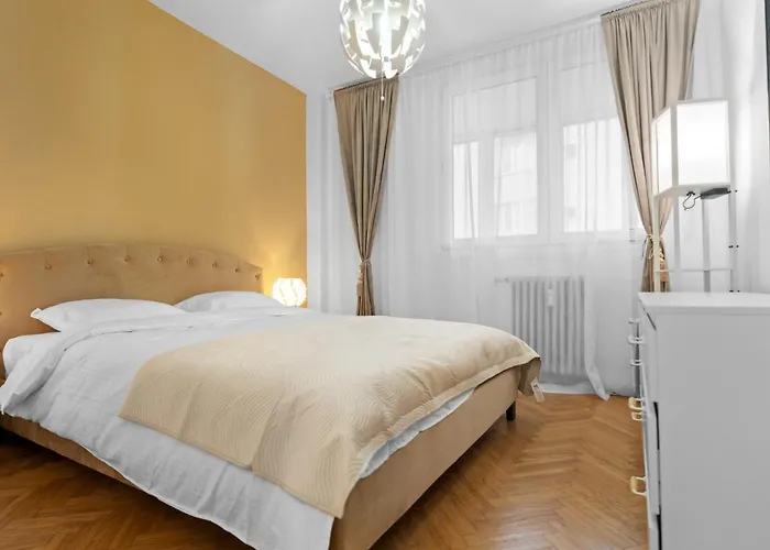 Daire New Luxurious With Park View Bükreş