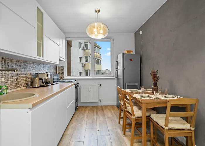 New Luxurious With Park View Apartament *